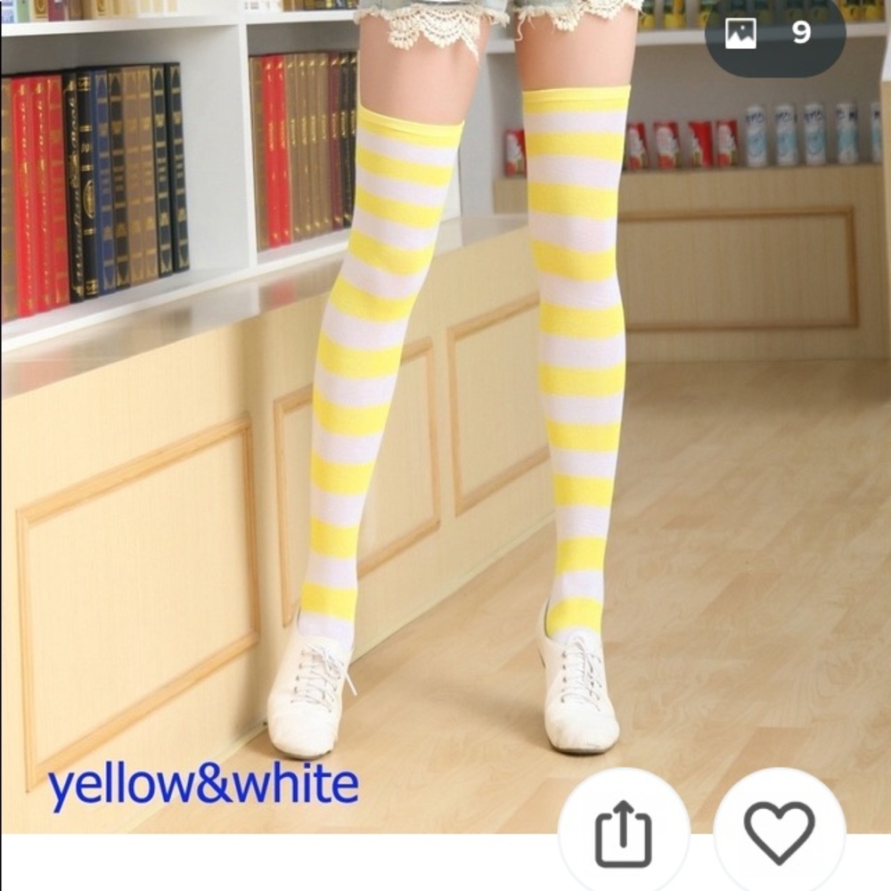 Socks over the knee - Picture 2 of 3